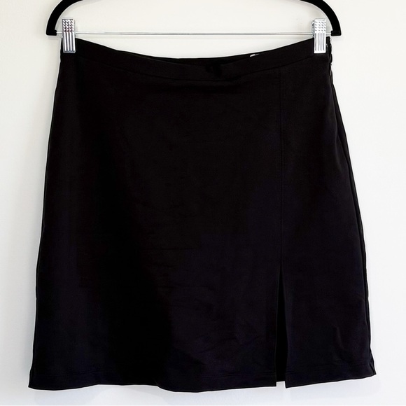CALLAWAY Golf Skort Black Midi Mid Rise With Back Zip Black Size 8 - Picture 1 of 9